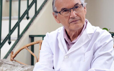 El Prof. Dr. Alejo Vercesi presenta «Reflexiones a la carta»