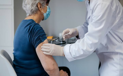 Efectividad de la Vacuna Anti-COVID-19 en Adultos Estadounidenses. Períodos 2024-2025 y 2025-2026